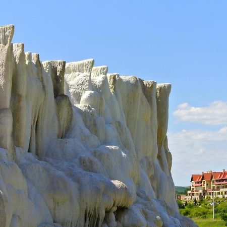 F&M Apartman Egerszalók Εξωτερικό φωτογραφία
