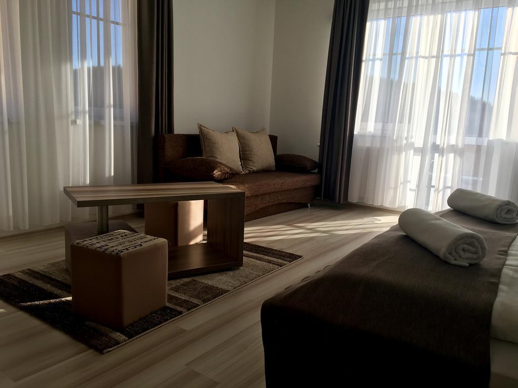 F&M Apartman Egerszalók Εξωτερικό φωτογραφία